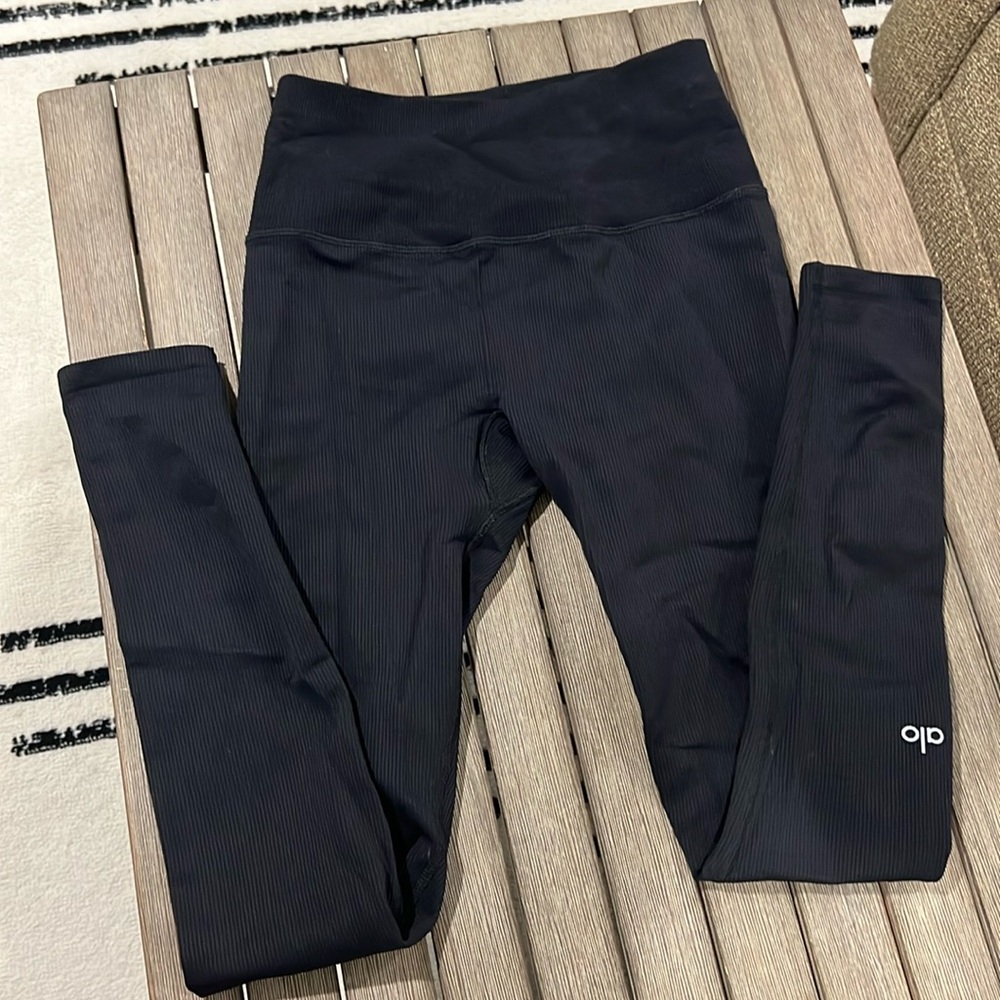 Alo ribbed leggings